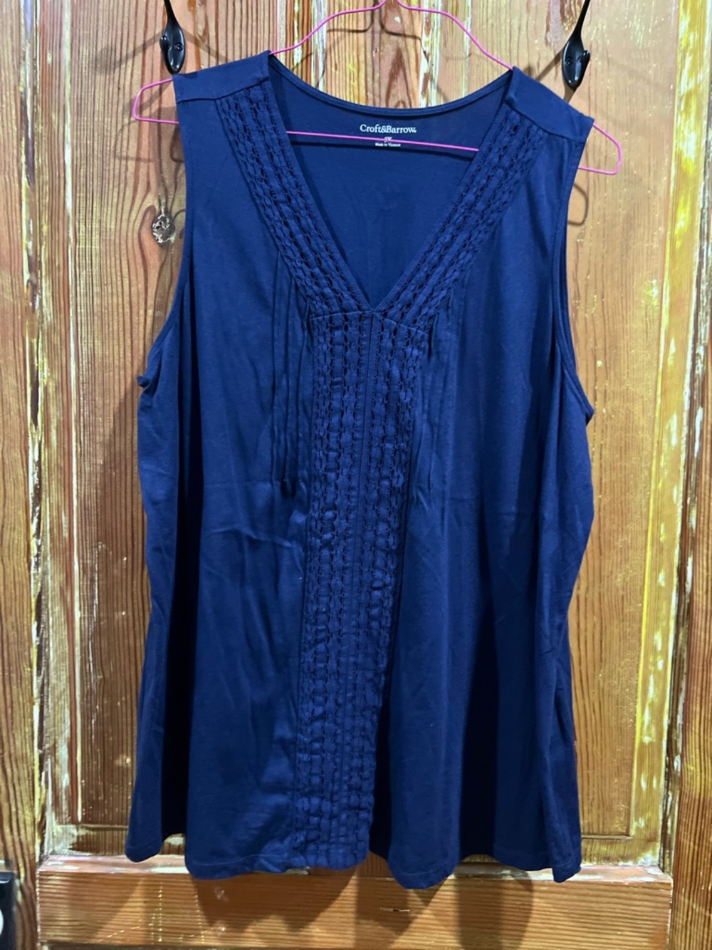 Croft & Barrow Navy Sleeveless V-Neck Tank with Crochet Front Panel
